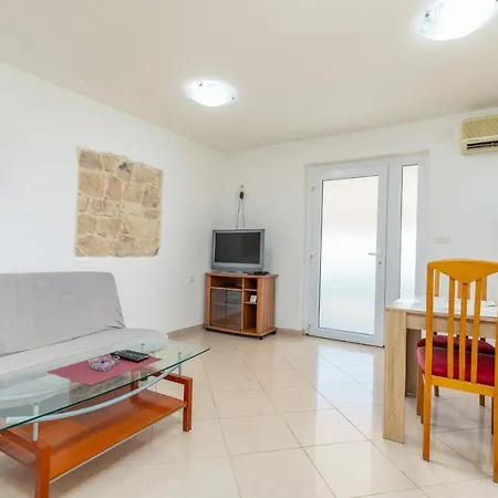 Apartments Dean & Marko & Luka * Fazana